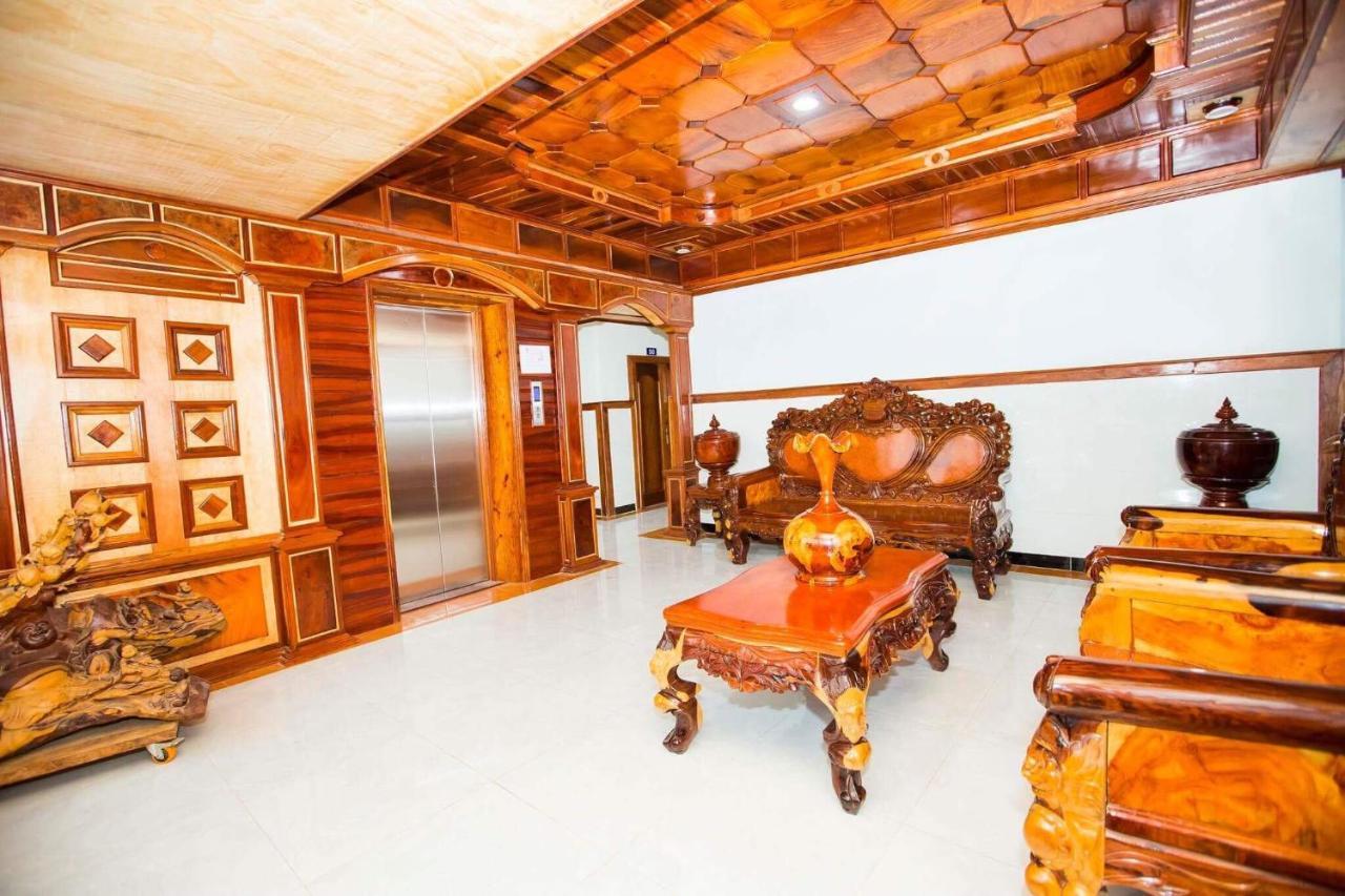 Ly Meng Hotel Battambang Extérieur photo